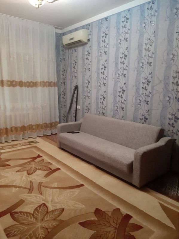 Продаётся квартира,Якассарайский район,массив Кушбеги,1в2/2/5 срочно