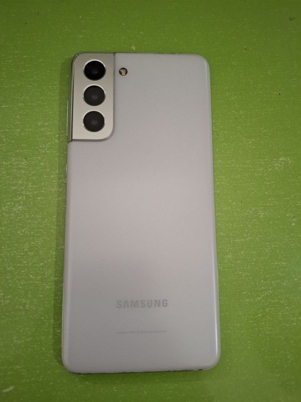 Samsung s 21 yangidek Samsung s 21 yangidek