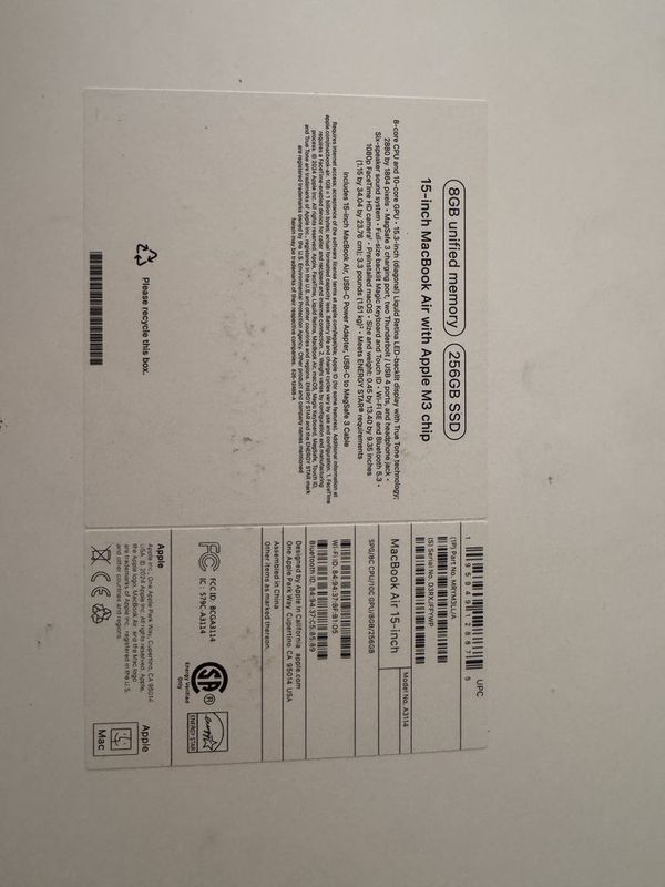 Продам macbook air 15 m3 chip 8/256