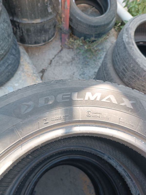 Продам резину R16 на ниву Продам резину R16 на ниву