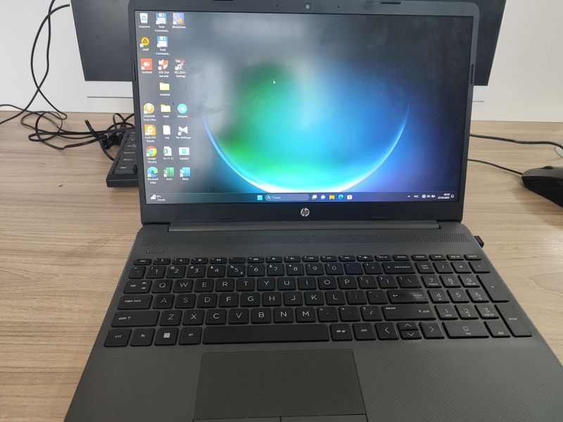 HP Laptop 255 GB HP Laptop 255 GB