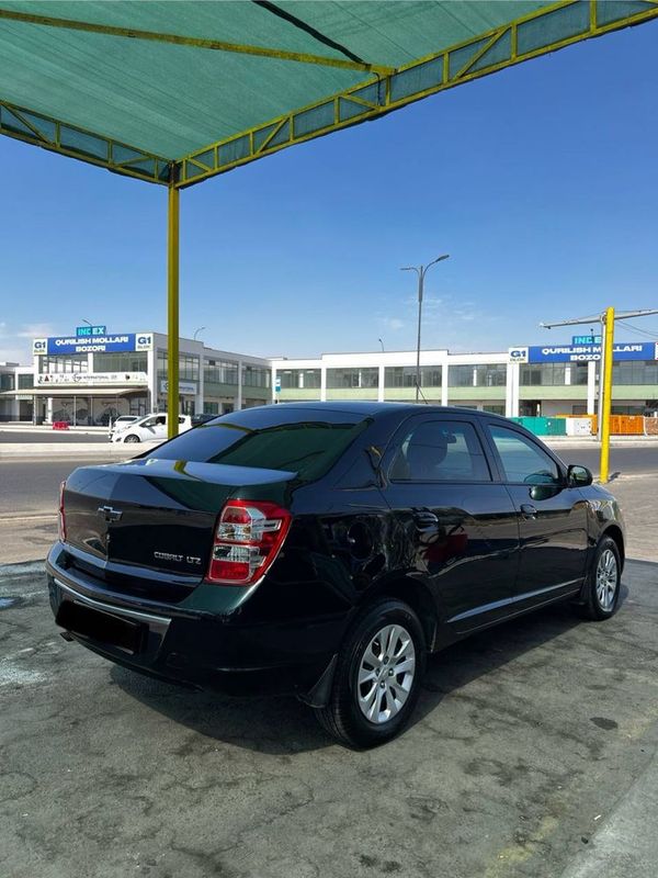 Chevrolet Cobalt 2023