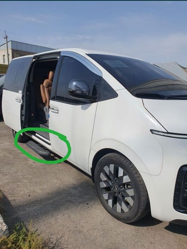 Hyundai Staria podnojka Hyundai Staria podnojka