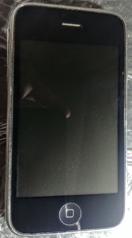 iPhone 3s на запчасти