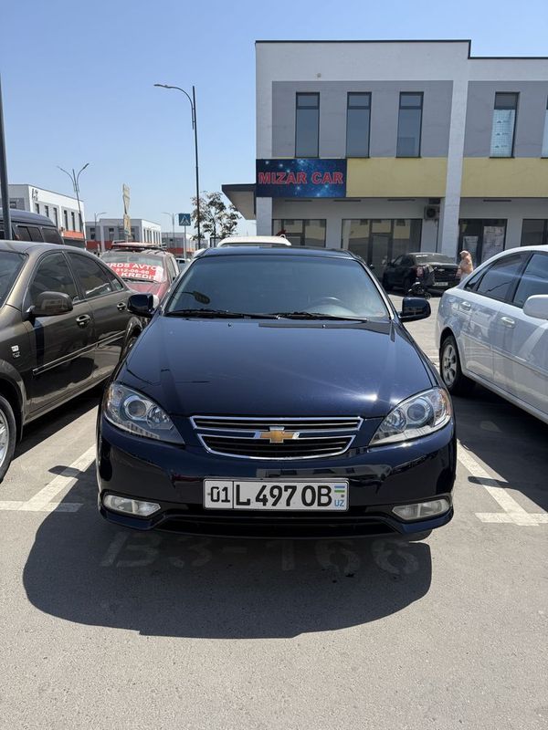 Gentra dark moon blue 2023