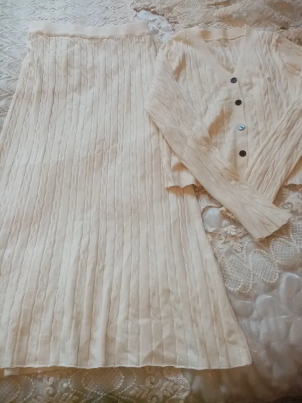 ayollar kuz va qish uchun  yubka kofta