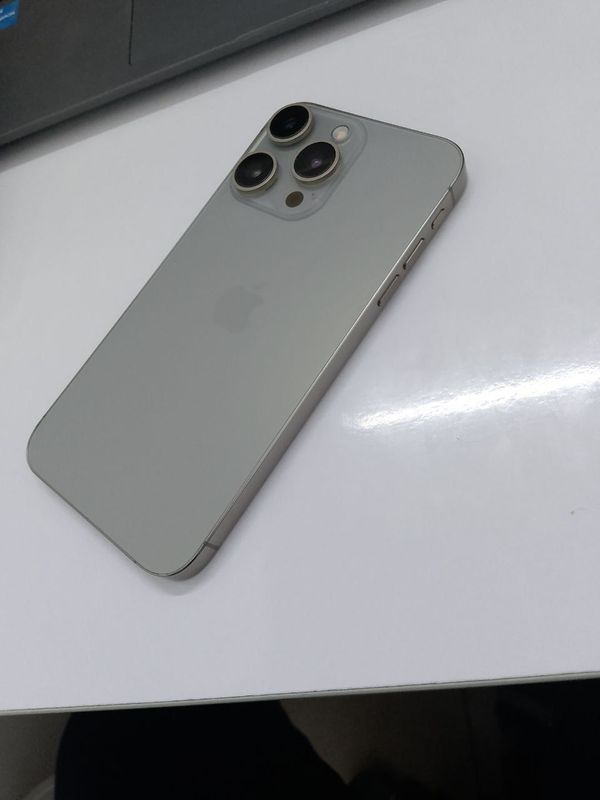 IPhone XR sotiladi