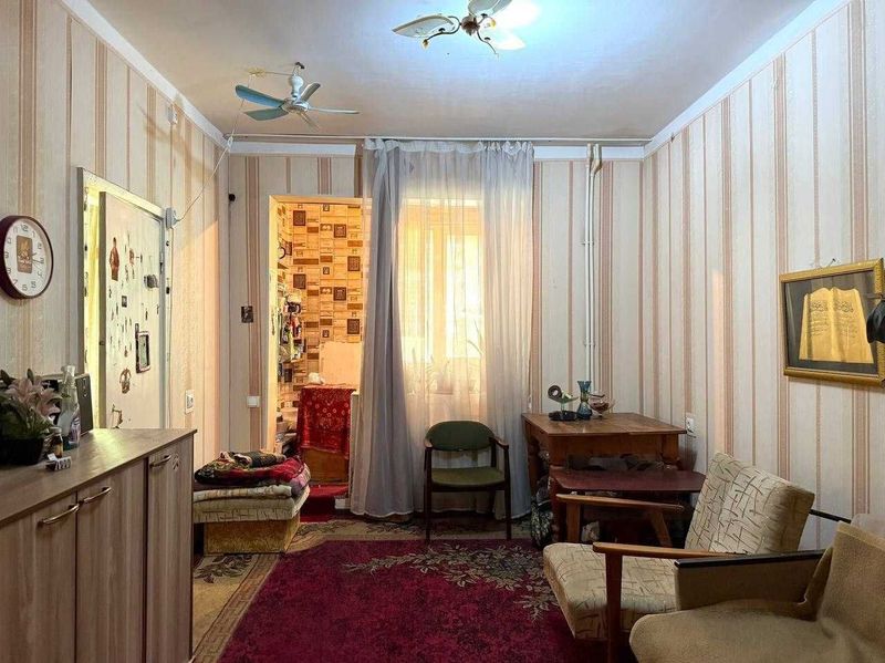 СРОЧНО !!! Продается квартира в Яшнабаде 1/1/4 (33 кв/м) Авиасозлар 4 СРОЧНО !!! Продается квартира в Яшнабаде 1/1/4 (33 кв/м) Авиасозлар 4