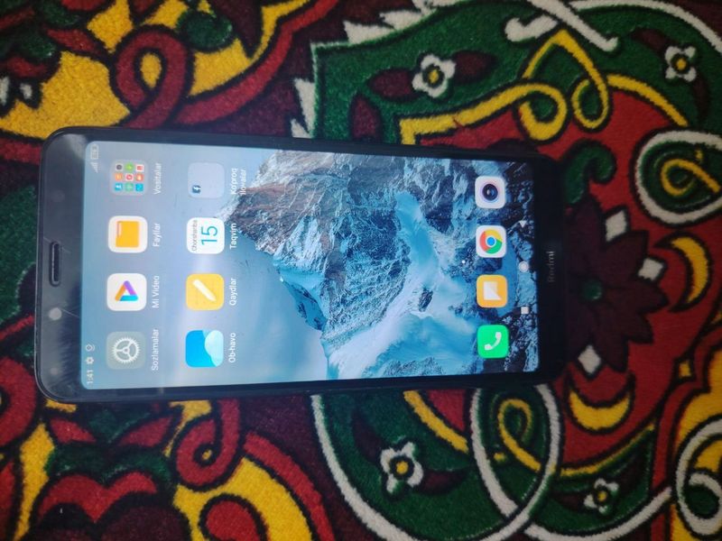 Telefon sotiladi srochna Redmi 7 A