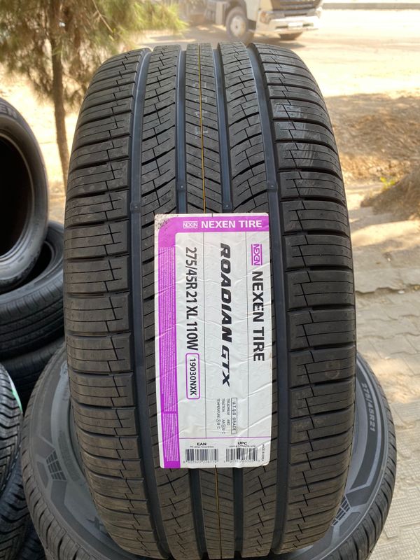 Nexen Roadian GTX 275/45R21 Nexen Roadian GTX 275/45R21