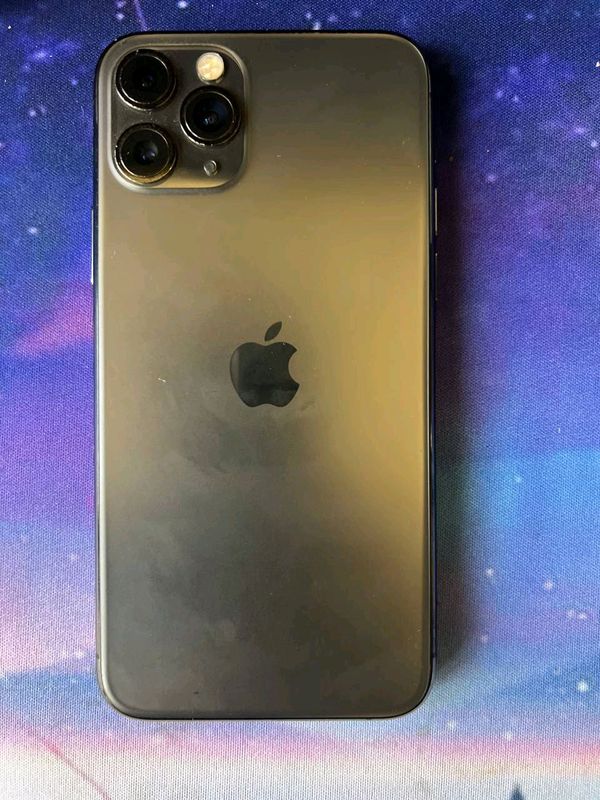 iPhone 11 pro sotiladi iPhone 11 pro sotiladi