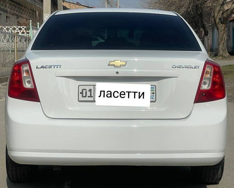 Автомобиль авто машина ласетти