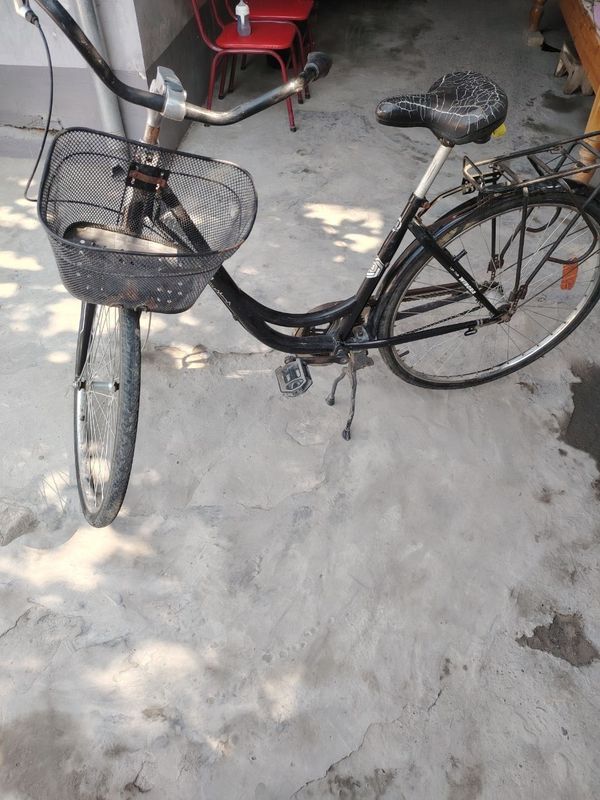Velosiped sotiladi! Velosiped sotiladi!
