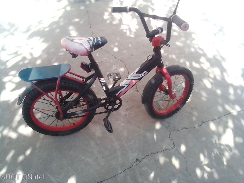Velosiped 16 sotiladi holati yaxshi Velosiped 16 sotiladi holati yaxshi