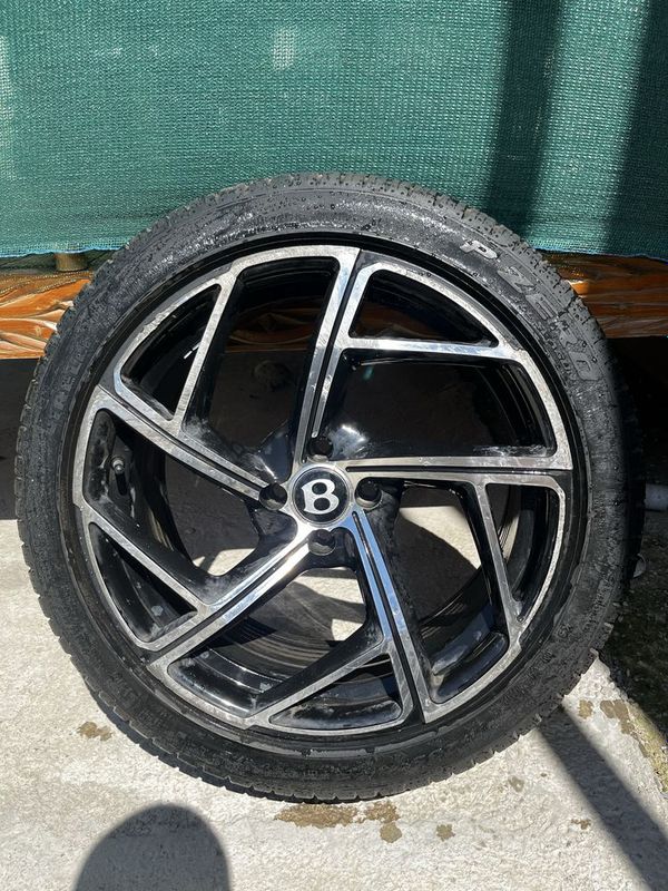 Bentley Diska 234/45/R18 Bentley Diska 234/45/R18