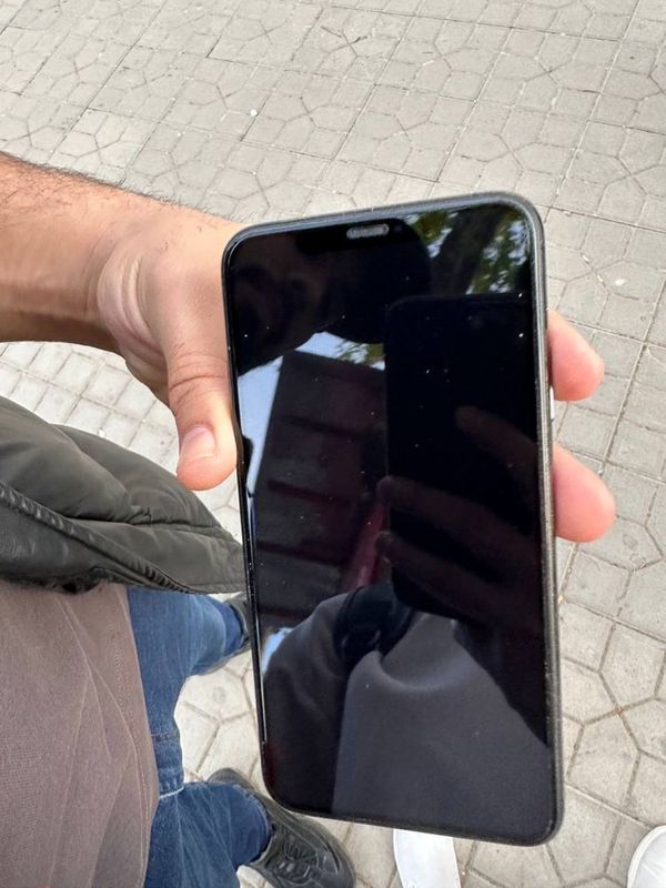 IPhone 11 pro max с гарантией