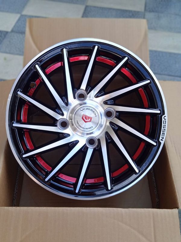 Vossen R 13 diska 4/114 matiz damazga wundo tuwadi