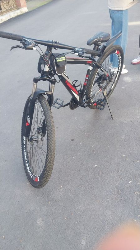 velosiped sotiladi velosiped sotiladi
