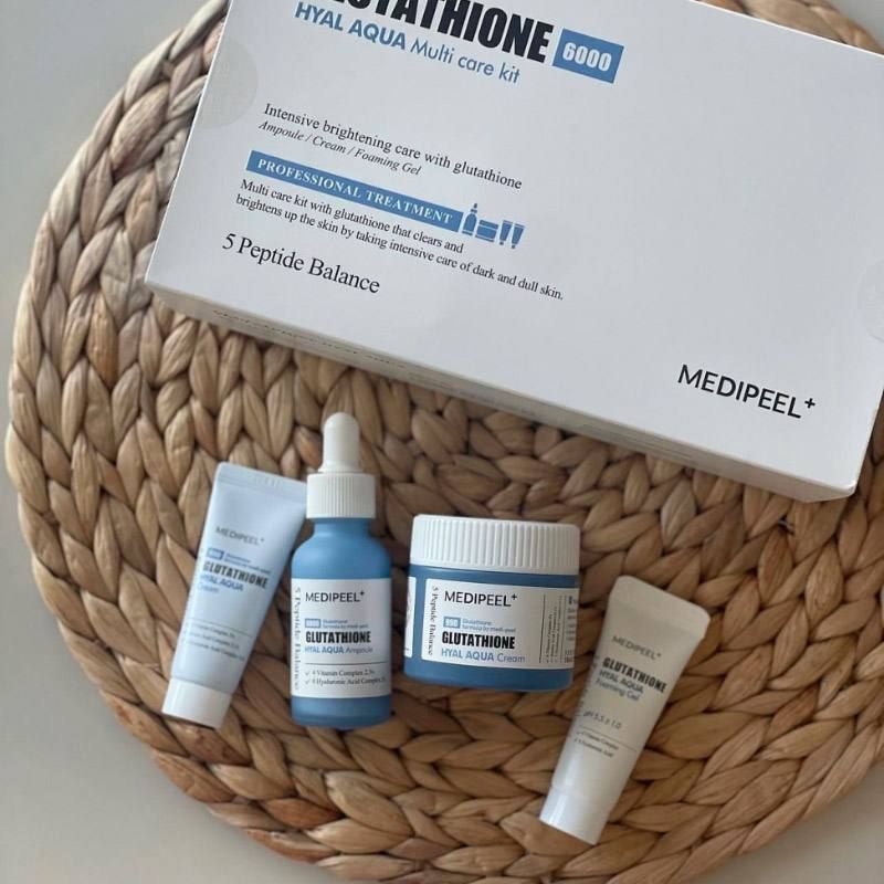 Набор увлажняющих средств для сияния кожи MEDIPEEL Glutathione Hyal Aqua Multi Care Kit