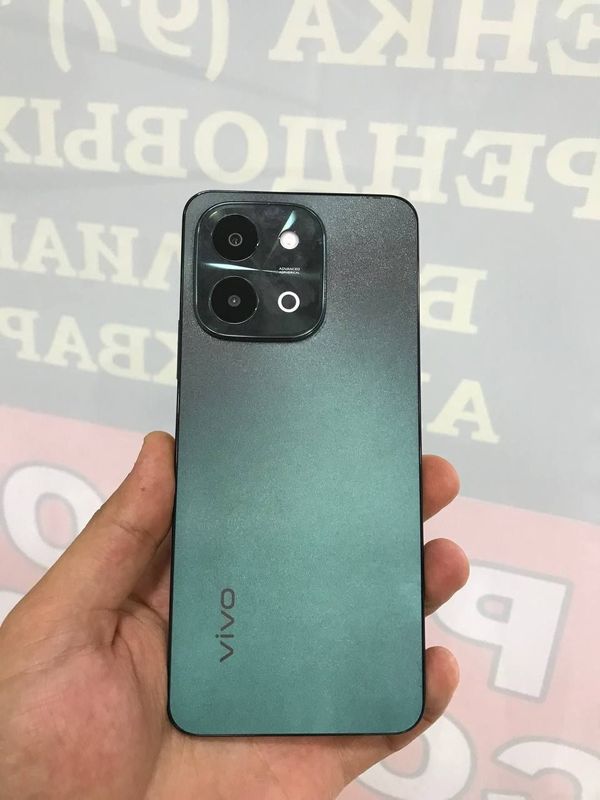 Vivo Y 28 128 gb Vivo Y 28 128 gb