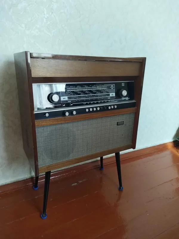 Радиоприёмник ламповый