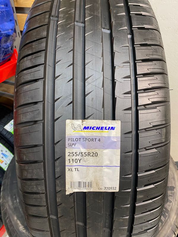 Michelin Pilot Sport 4 SUV 255/55R20 Michelin Pilot Sport 4 SUV 255/55R20