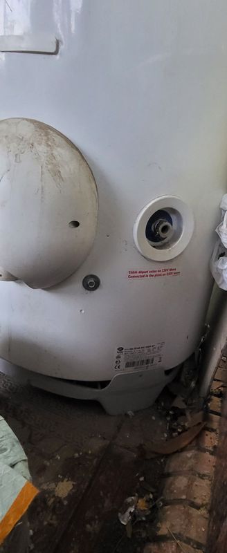 Kotyol, rashiritelni bachok sotiladi. Holati juda ham yaxshi. Kotyol, rashiritelni bachok sotiladi. Holati juda ham yaxshi.