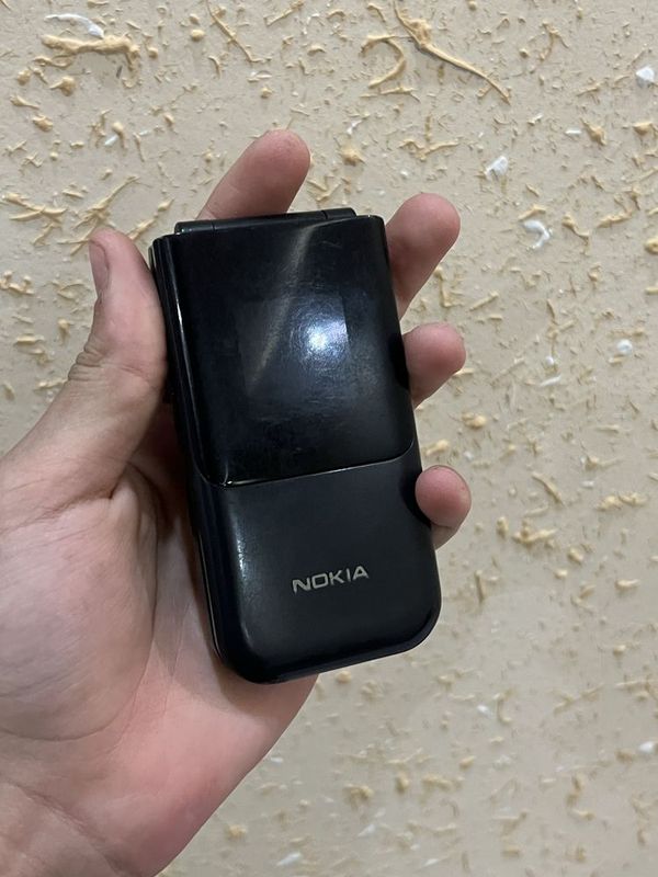 nokia 2720 flip sotladi