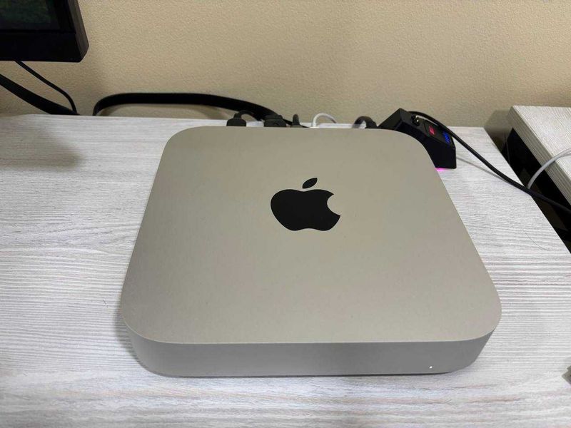 mac mini m2 8/256 sotiladi (2023)