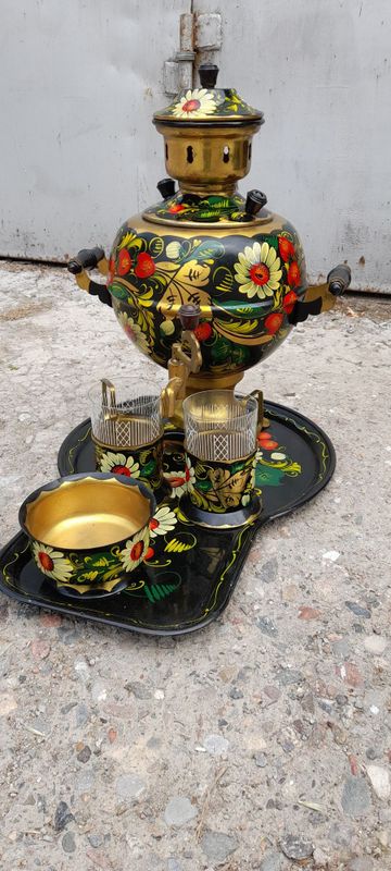 Самовар электрический антикварный Самовар электрический антикварный