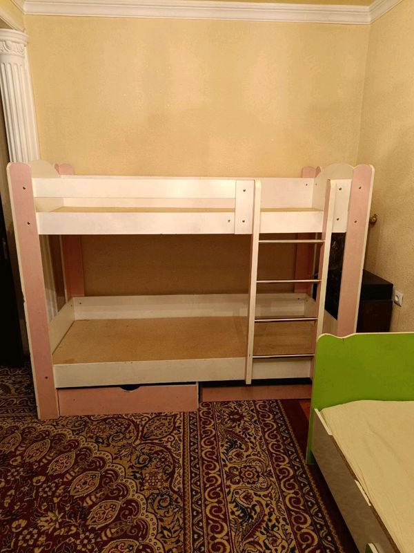 Кровать Кровать