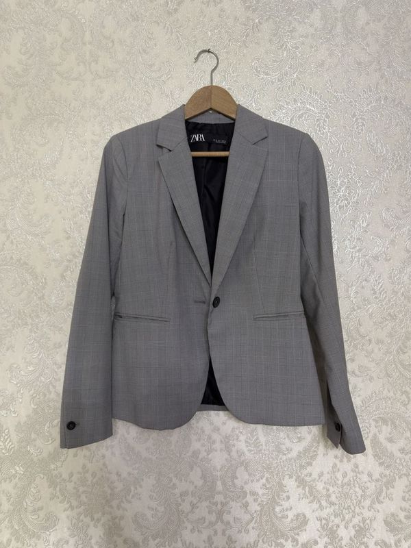 Пиджак Zara рр 36 Пиджак Zara рр 36