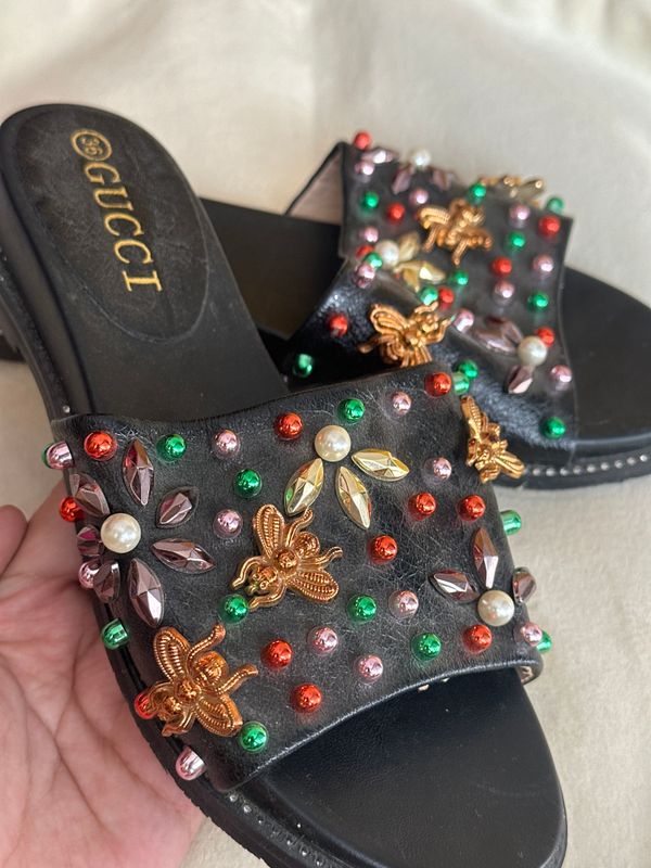 Yangi cucci Yangi cucci