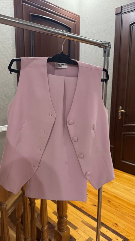 двойка с жилеткой Celine