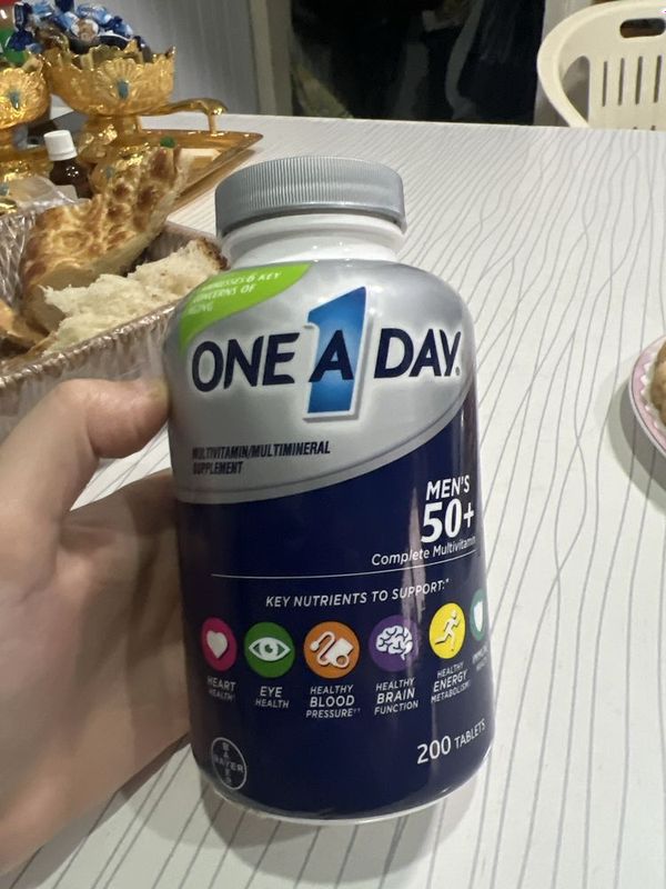 Erkaklar uchun 50+ Amerikanskiy original Multivitamin Mineral