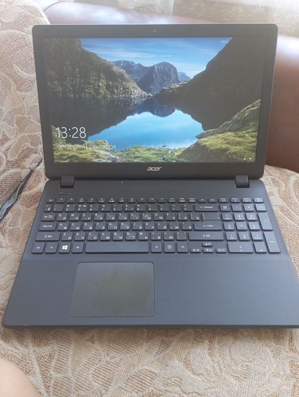 Acer kompyutr sotiladi