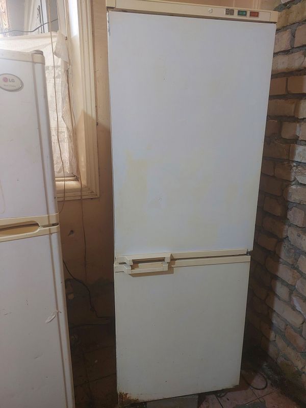 Продам холодильник Антлант Продам холодильник Антлант