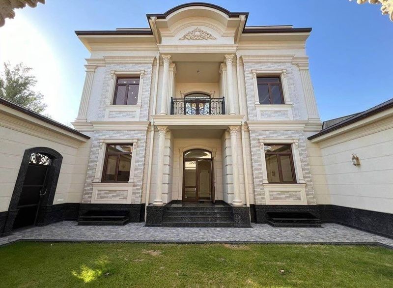 Продаётся дом на Центр Луначарского Продаётся дом на Центр Луначарского