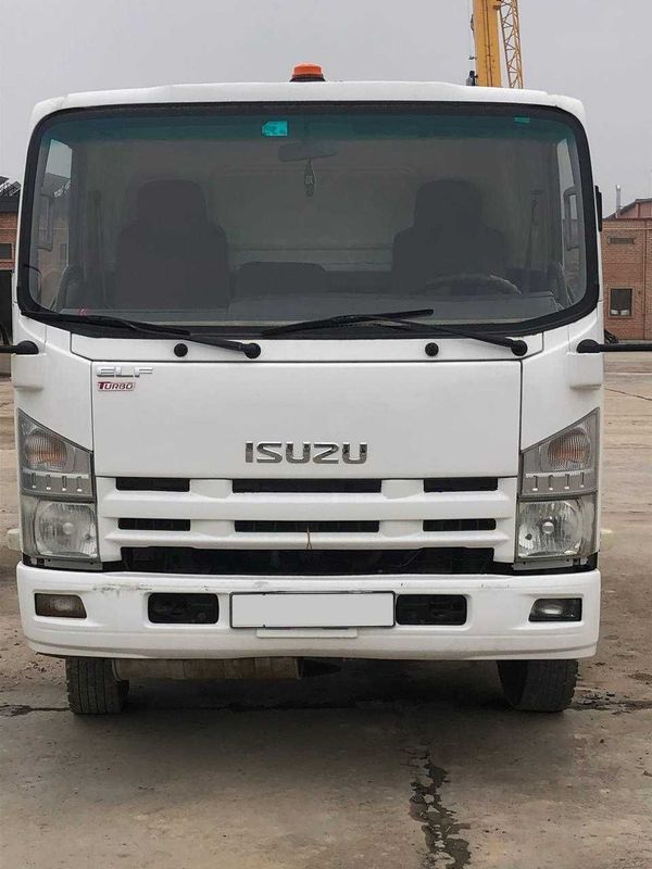 Продаётся бензовоз марки Isuzu