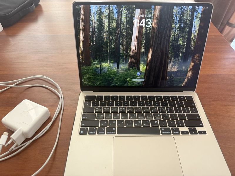 Macbook air m2 16gb 512gb Macbook air m2 16gb 512gb