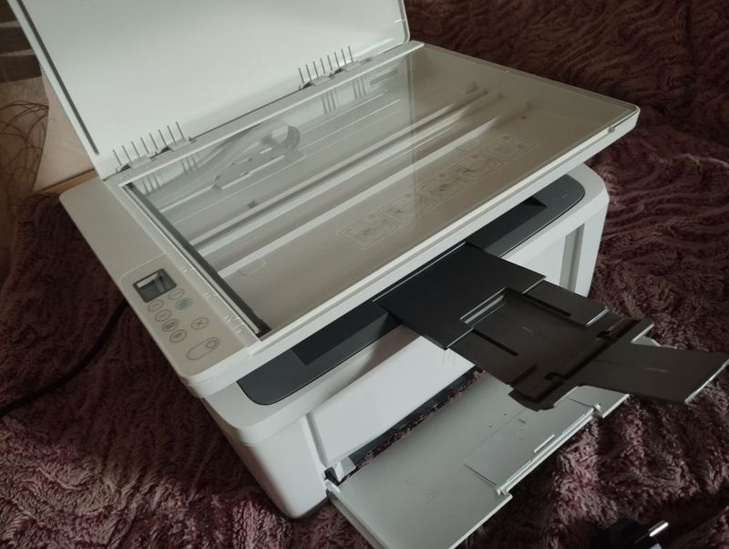 HP lazer jet 141 w