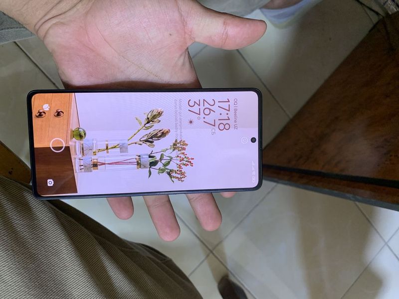 Redmi 13 Pro holati ideal 1 qol telefon Redmi 13 Pro holati ideal 1 qol telefon