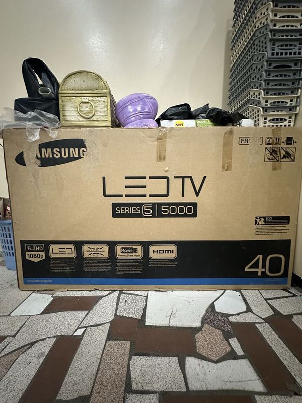 Tv sotiladi samsung 42 tali Tv sotiladi samsung 42 tali