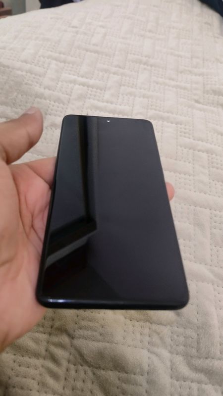 Samsung A71 sotiladi Samsung A71 sotiladi