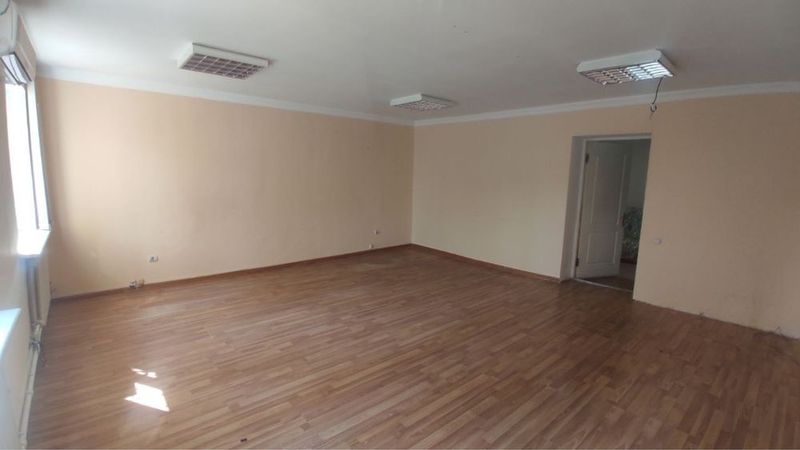 Сдаётся офис 140м² Шота Руставели 91 Сдаётся офис 140м² Шота Руставели 91