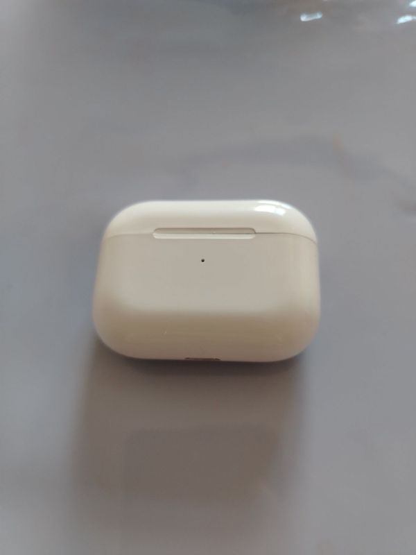 Airpods TWS satiladi Airpods TWS satiladi