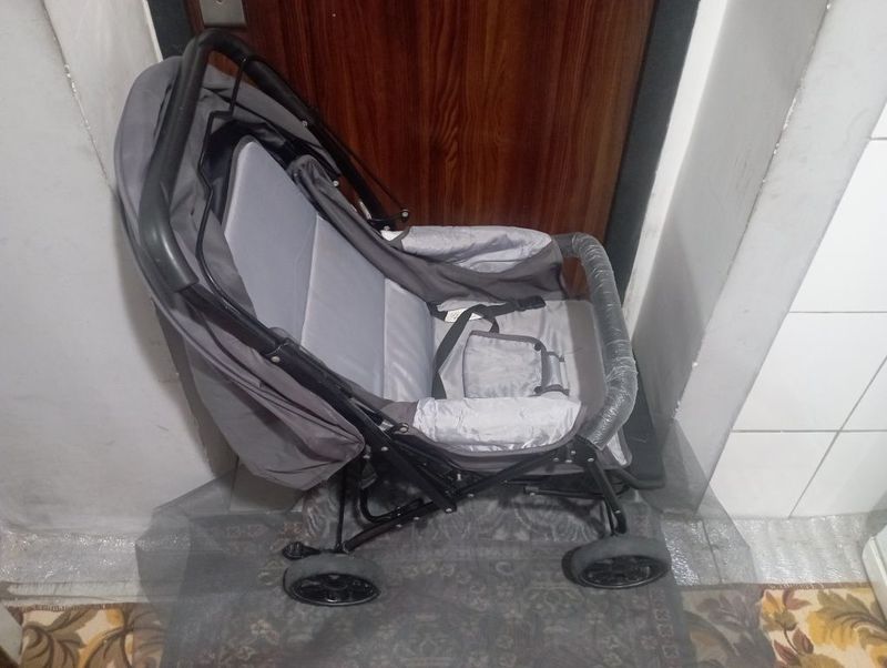 Каляска продаётся Каляска продаётся