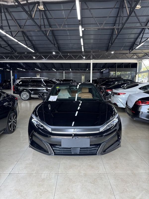 BYD Han L 2025 год BYD Han L 2025 год