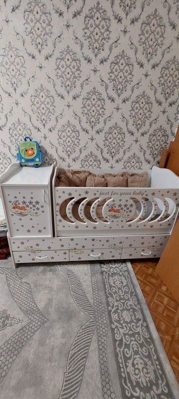 Продаётся детская кроватка.
