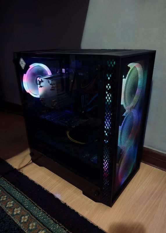 Игровой компьютер - i7 3770 x RX 570 8 GB X RAM 16 GB Игровой компьютер - i7 3770 x RX 570 8 GB X RAM 16 GB